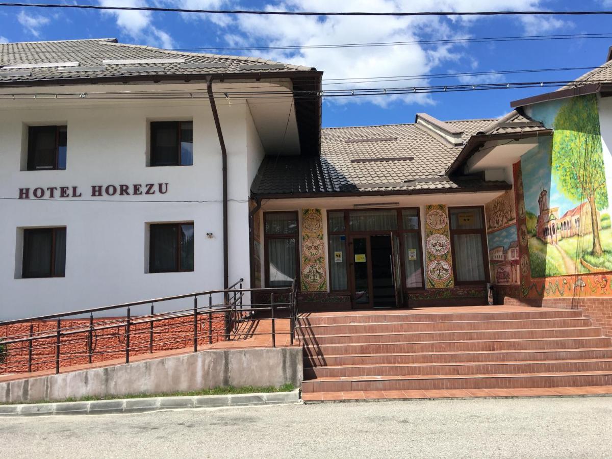 Hotel Horezu Εξωτερικό φωτογραφία