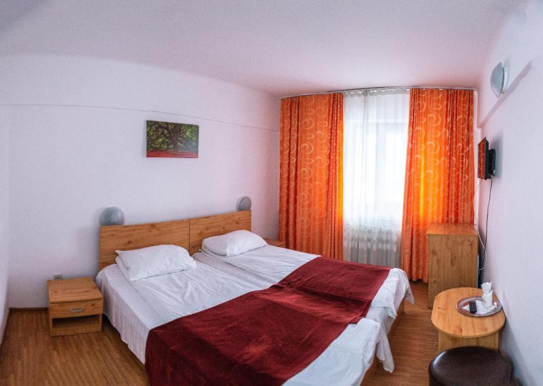 Hotel Horezu Εξωτερικό φωτογραφία