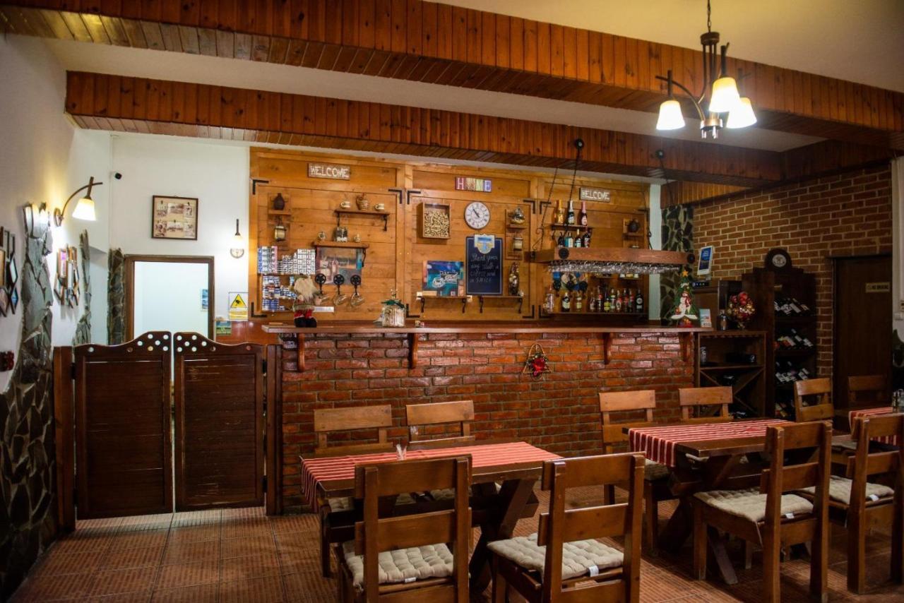 Hotel Horezu Εξωτερικό φωτογραφία