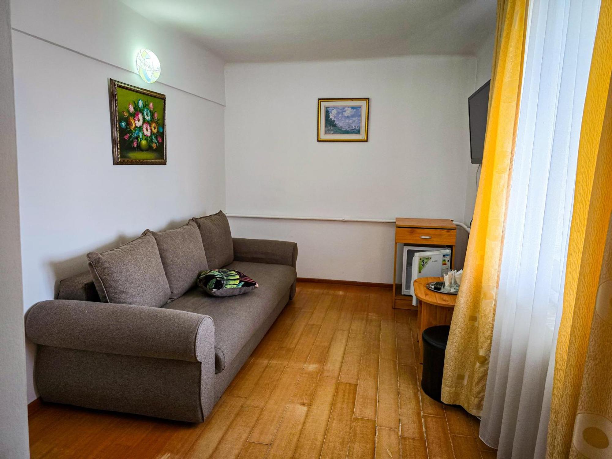 Hotel Horezu Εξωτερικό φωτογραφία